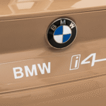 Autko BMW i4 na akumulator dla dzieci Złoty + Wolny Start + EVA + Ekoskóra + Audio LED + Pilot - obrazek 10