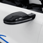 Mercedes Benz AMG EQA dla dzieci Biały + Pilot + 5-punktowe pasy + EVA + Wyświetlacz MP3 + LED - obrazek 10