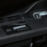 range rover evoque na akumulator dla dzieci czarny pilot wolny start mp3 led - zdjecie produktu 12